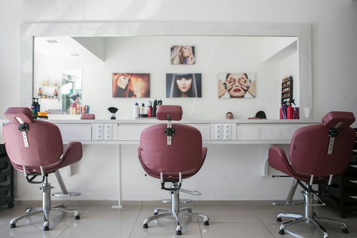 Beauty and Spas Beauty shops, nail salons and hair salons